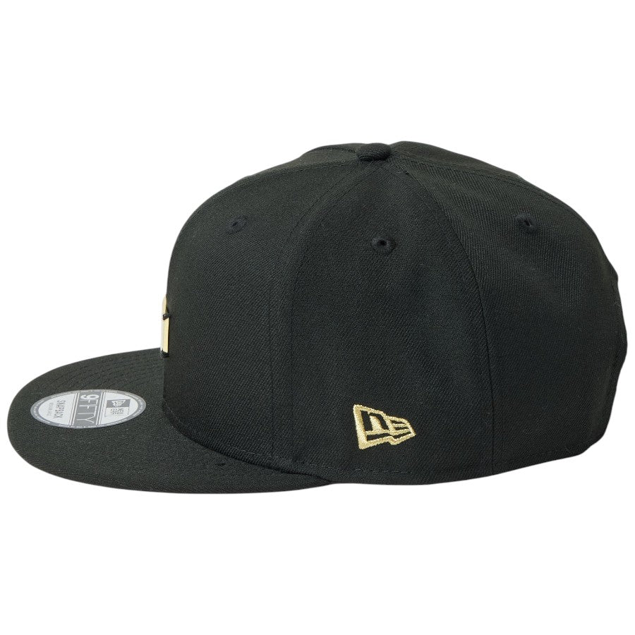 ニューエラ キャップ 帽子 NEW ERA CAP 9FIFTY Metal Plate メタルプレート ブラック / メタリックゴールド 14744813 左サイド