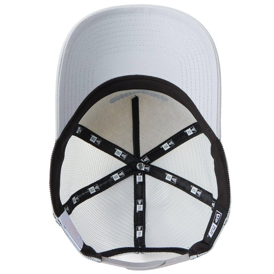 ニューエラ キャップ NEW ERA 9FORTY A-Frame トラッカー ちいかわ / ちいかわ・モモンガ スノーグレー 14864508 バイザー裏