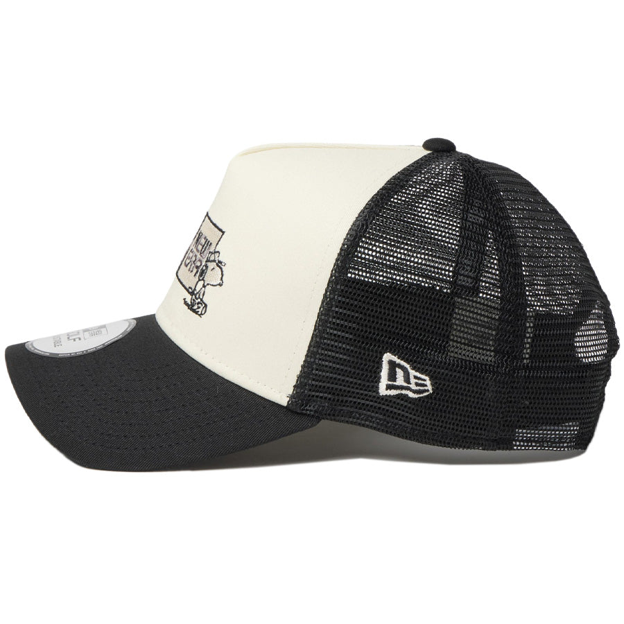 ニューエラ キャップ 帽子 NEW ERA CAP 9FORTY A-Frame トラッカー Vintage PEANUTS ピーナッツ スヌーピー GOLF ボックスロゴ クロームホワイト/ブラック 14865325 | ゴルフ 左サイド