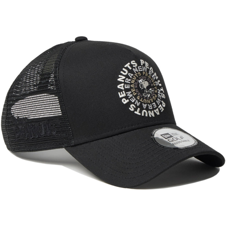 ニューエラ キャップ 帽子 NEW ERA CAP 9FORTY A-Frame トラッカー Vintage PEANUTS ピーナッツ スヌーピー GOLF Circle ロゴ ブラック 14865323 | ゴルフ 左斜め前