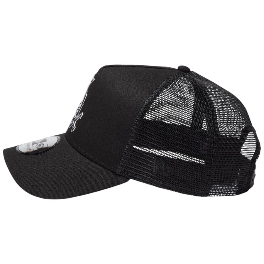 ニューエラ メッシュキャップ NEW ERA CAP 9FORTY A-Frame トラッカー シカゴ ホワイトソックス TPUロゴ ブラック 14744945 左サイド