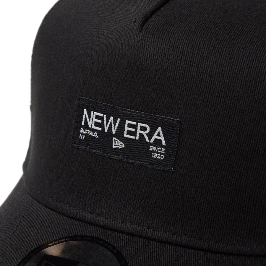 ニューエラ キャップ NEW ERA CAP 9FORTY A-Frame トラッカー Metal Flag メタルフラッグ ブラック/シルバー 14744909 フロントロゴ