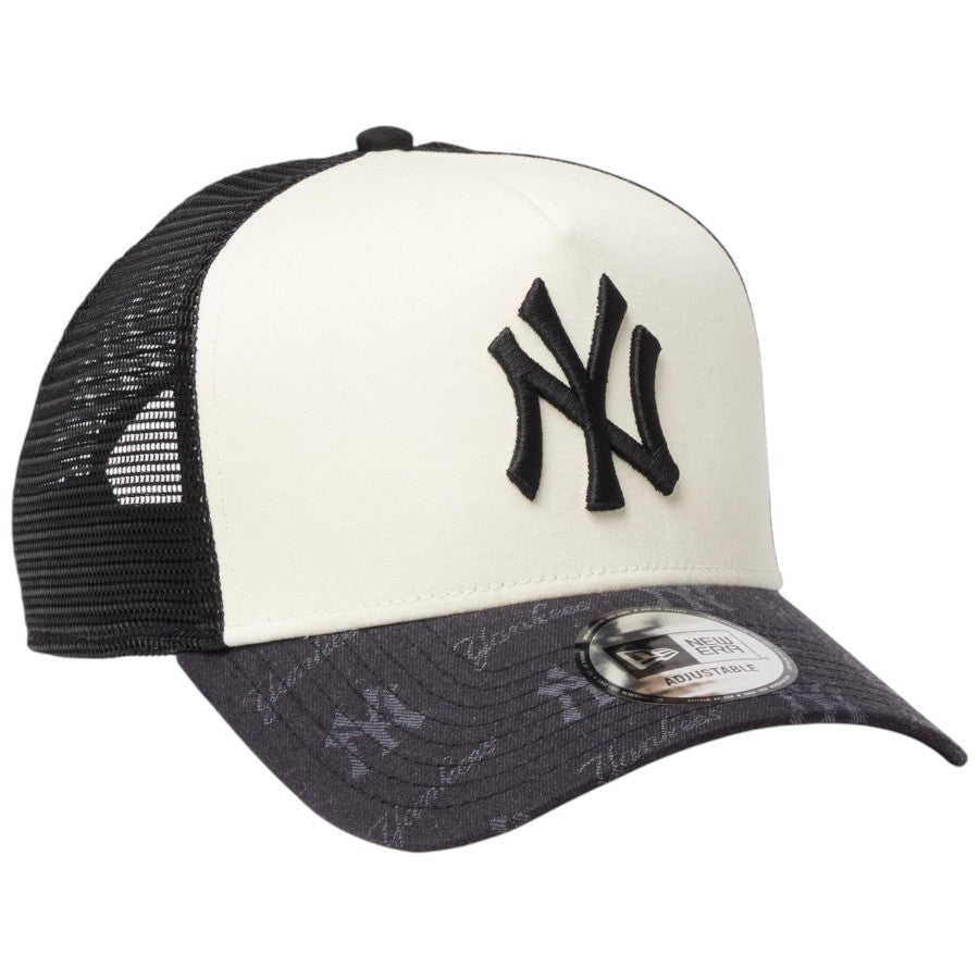 ニューエラ キャップ 帽子 NEW ERA CAP 9FORTY A-Frame トラッカー MLB Jacquard ジャカード ニューヨーク ヤンキース ブラック 14744896 左斜め前