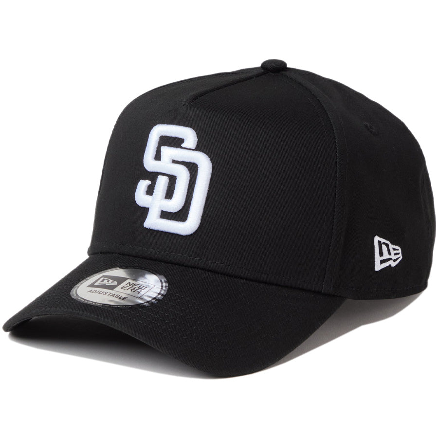 ニューエラ キャップ 帽子 NEW ERA CAP 9FORTY A-Frame MLB サンディエゴ パドレス ブラック/ホワイト 14942647 右斜め前