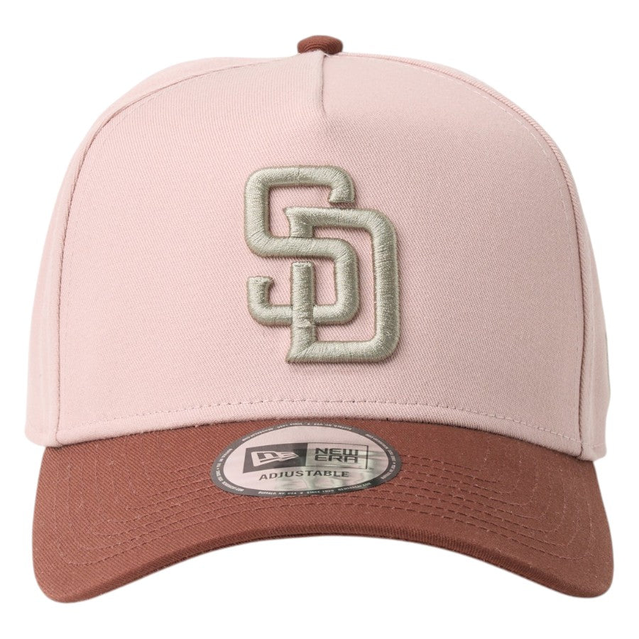 ニューエラ キャップ 帽子 NEW ERA CAP 9FORTY A-Frame Mocha Mousse モカ ムース サンディエゴ パドレス ダーティーローズ/ウェットバーク 14744966 正面