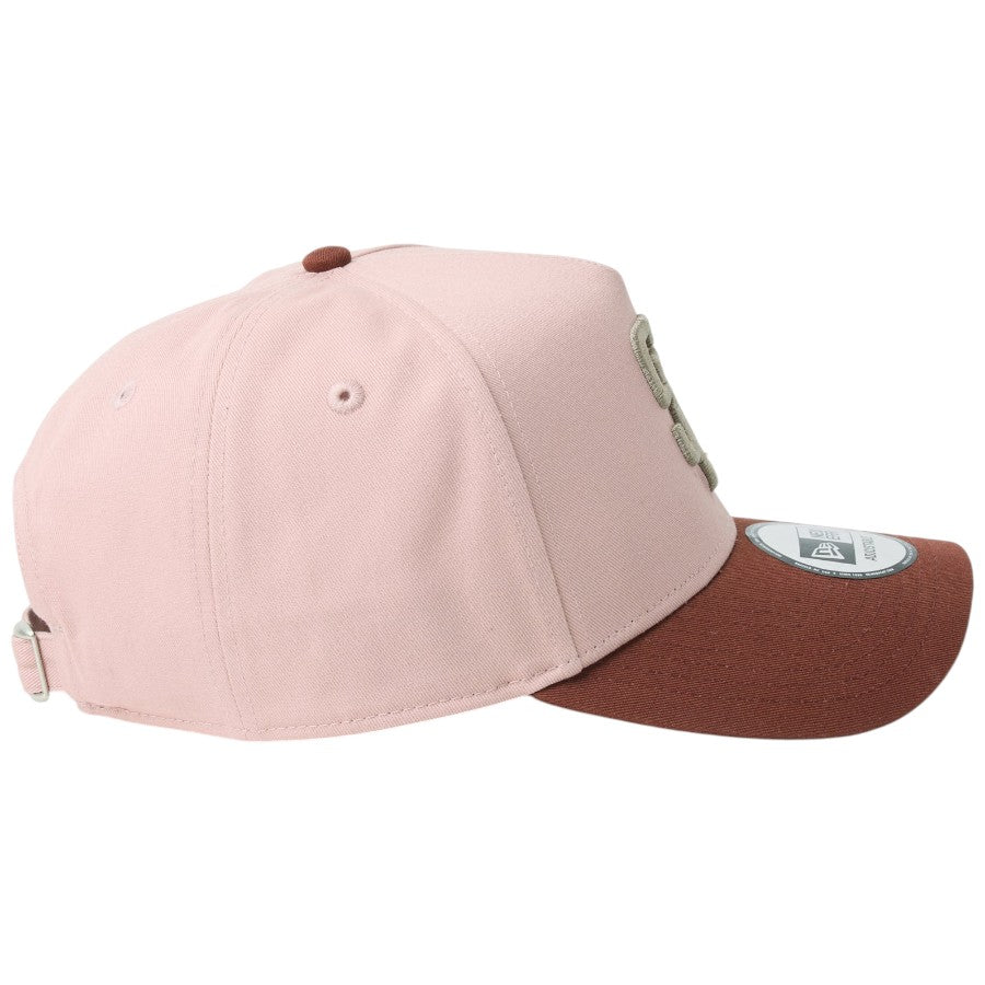 ニューエラ キャップ 帽子 NEW ERA CAP 9FORTY A-Frame Mocha Mousse モカ ムース サンディエゴ パドレス ダーティーローズ/ウェットバーク 14744966 右サイド