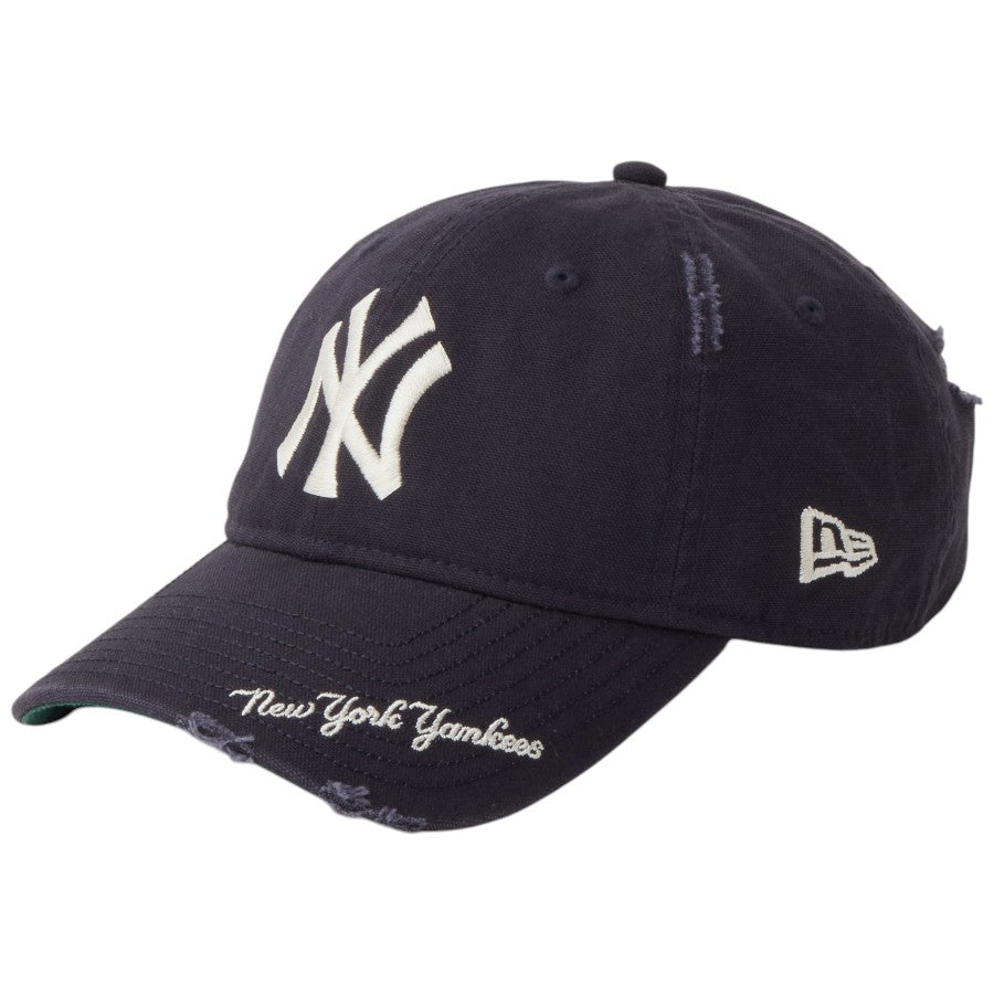 ニューエラ キャップ 帽子 NEW ERA CAP 9TWENTY MLB Visor Logo バイザーロゴ ダメージ ニューヨーク ヤンキース ネイビー 14745044 右斜め前