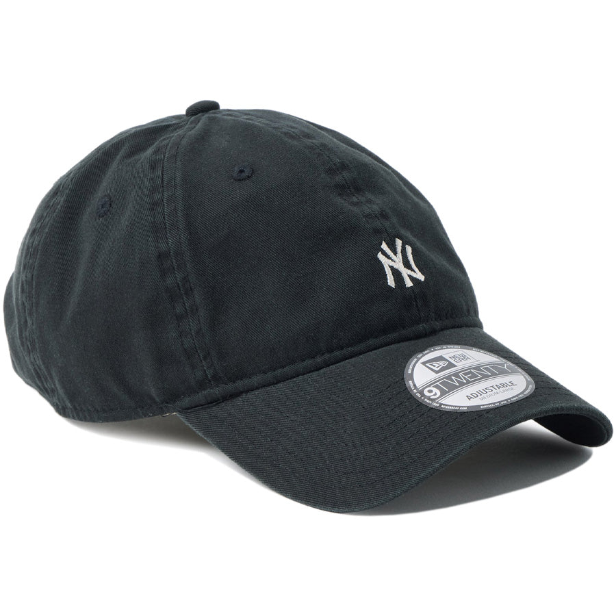 ニューエラ キャップ 帽子 NEW ERA CAP 9TWENTY MLB ベージュ スウェットバンド ニューヨーク ヤンキース ブラック 14745058 左斜め前