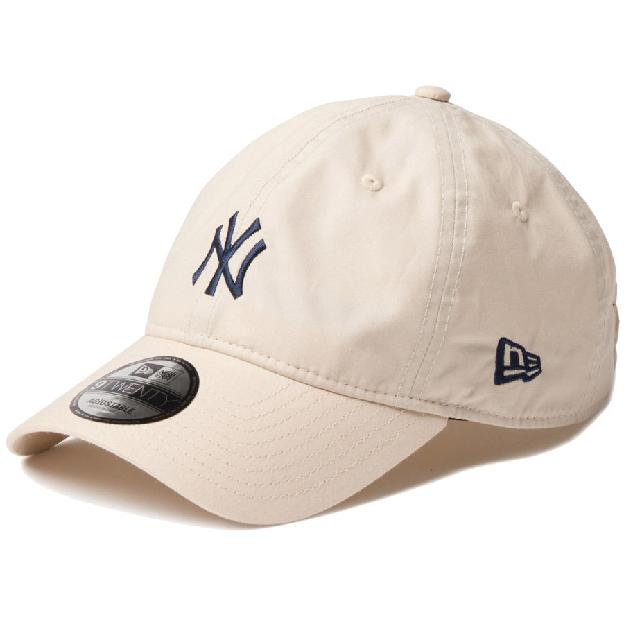 ニューエラ キャップ NEW ERA CAP MLB 9TWENTY Typewriter コットンタイプライター ニューヨーク ヤンキース ライトベージュ 14745047 右斜め前