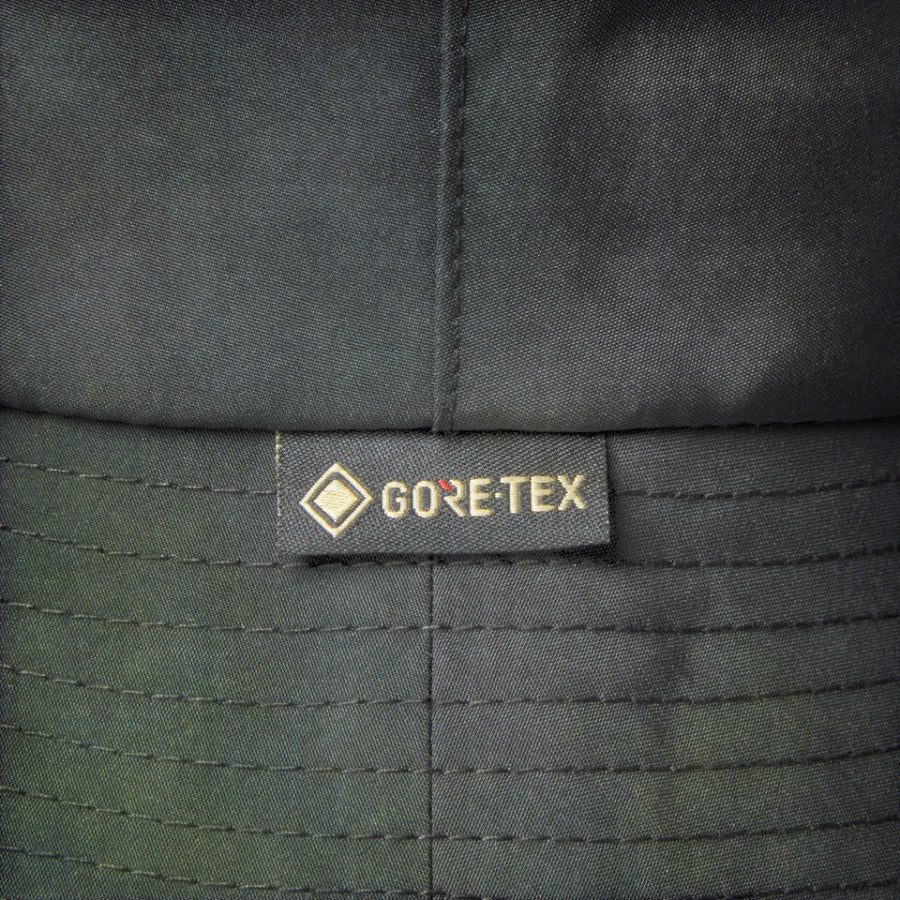 ニューエラ ハット 帽子 NEW ERA HAT バケット01 ドローコード GORE-TEX ゴアテックス 2L ブラック 14774326｜アウトドア 右サイド ビス
