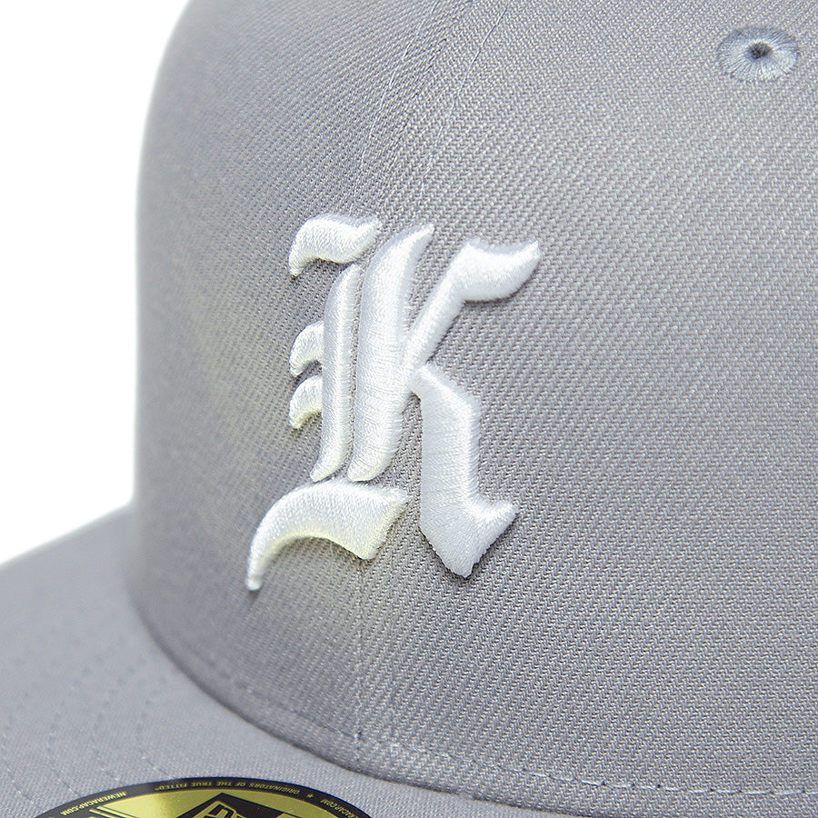 ニューエラ キャップ NEW ERA CAP CUSTUM KINGS 別注 59FIFTY ANTIQUE K グレー ホワイト 70900898 フロントロゴ