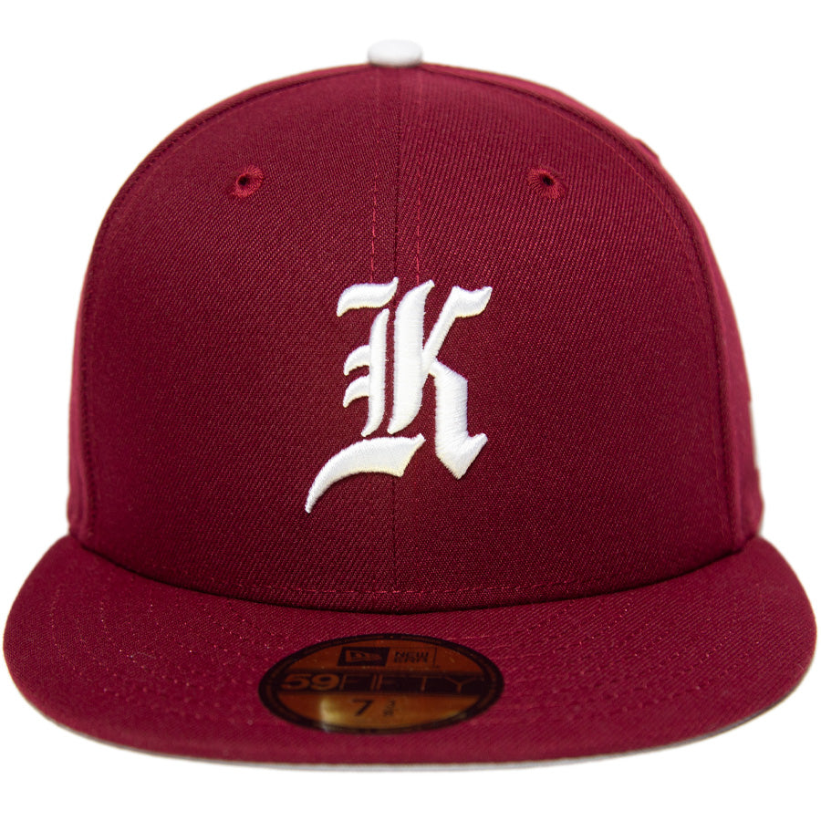 ニューエラ キャップ 帽子 NEW ERA CAP CUSTUM カスタム KINGS 別注 59FIFTY ANTIQUE K カーディナル ホワイト グレーアンダーバイザー 71030811 正面