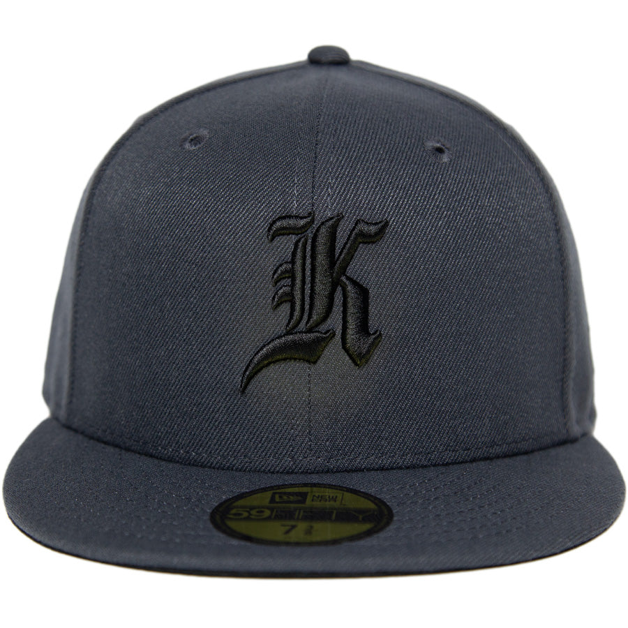 ニューエラ キャップ 帽子 NEW ERA CAP CUSTUM カスタム KINGS 別注 59FIFTY ANTIQUE K グラファイト ブラックアンダーバイザー 71040361 正面