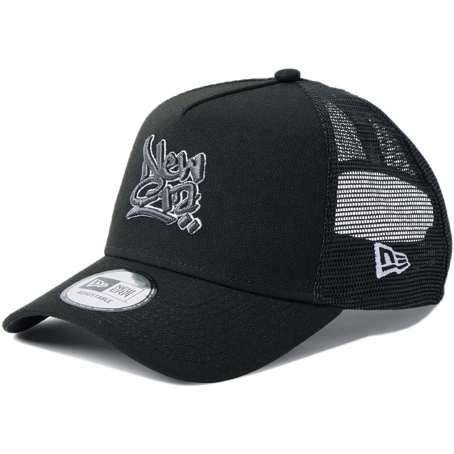 ニューエラ キャップ NEW ERA CAP 9FORTY A-Frame トラッカー Wall Art グラフィティー ブラック 14744866 右斜め前