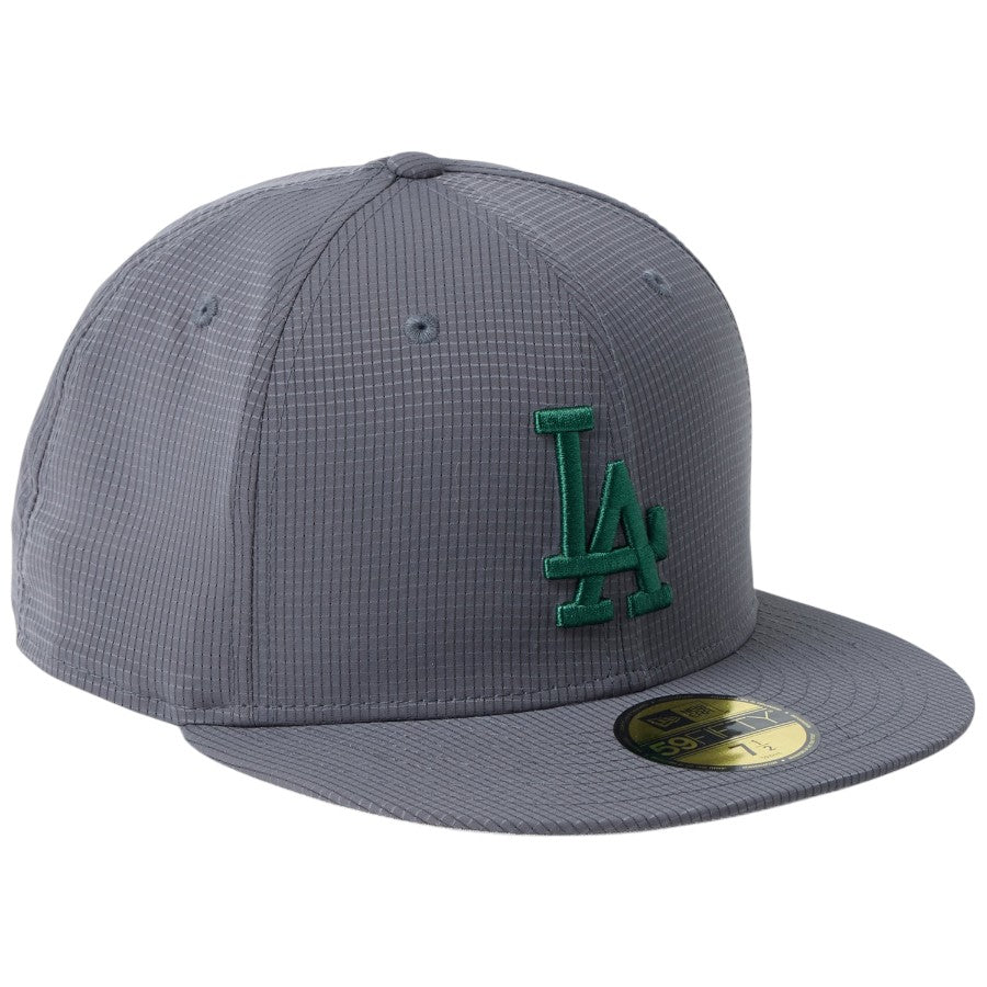 ニューエラ キャップ 帽子 NEW ERA CAP 59FIFTY Tech Air Dot Air MICROERA 通気性 撥水性 ロサンゼルス ドジャース ダークグレー 14774431｜アウトドア 左斜め前