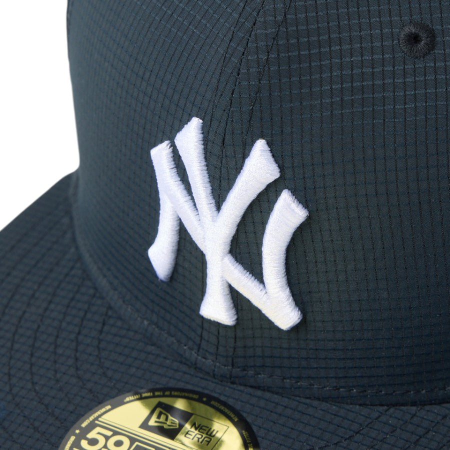 ニューエラ キャップ 帽子 NEW ERA CAP 59FIFTY Tech Air Dot Air MICROERA 通気性 撥水性 ニューヨーク ヤンキース ブラック 14774430｜アウトドア フロントロゴ