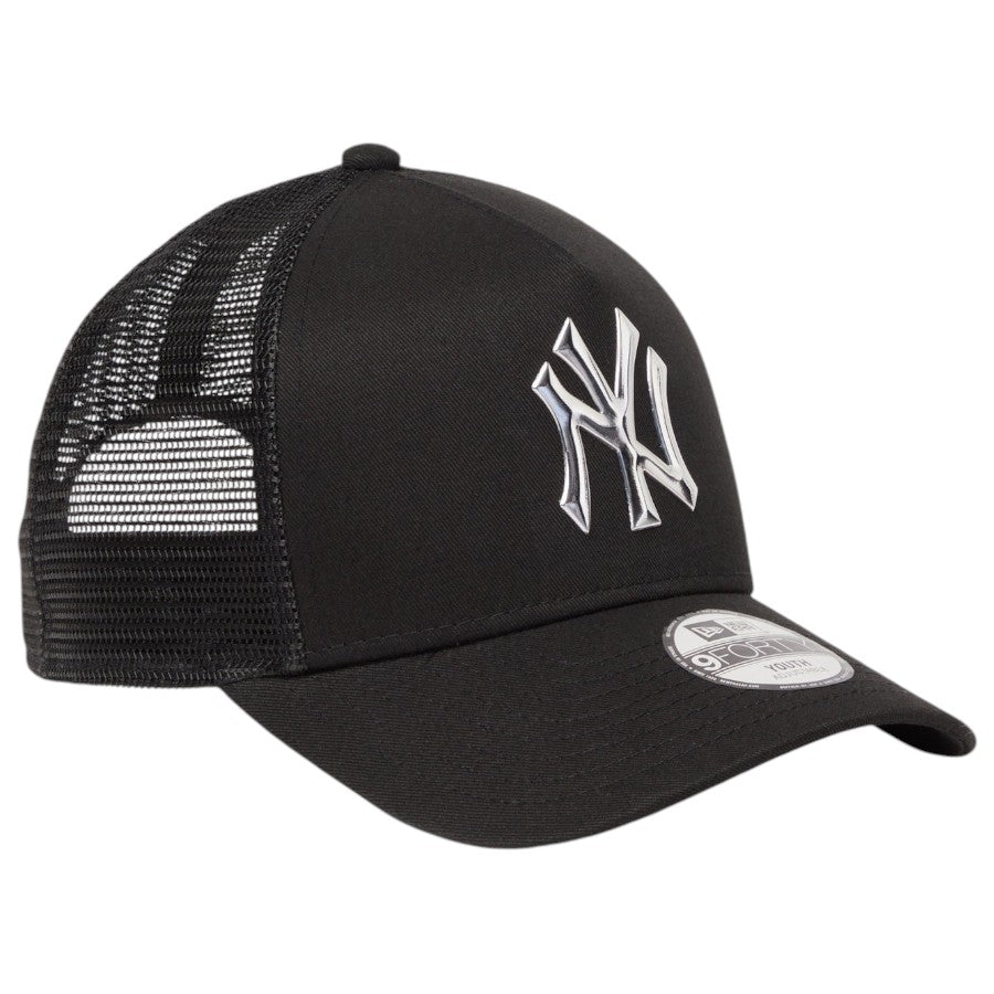 ニューエラ キャップ 帽子 NEW ERA KIDS キッズ Youth 9FORTY A-Frame トラッカー ニューヨーク ヤンキース TPUロゴ ブラック 14747007 左斜め前