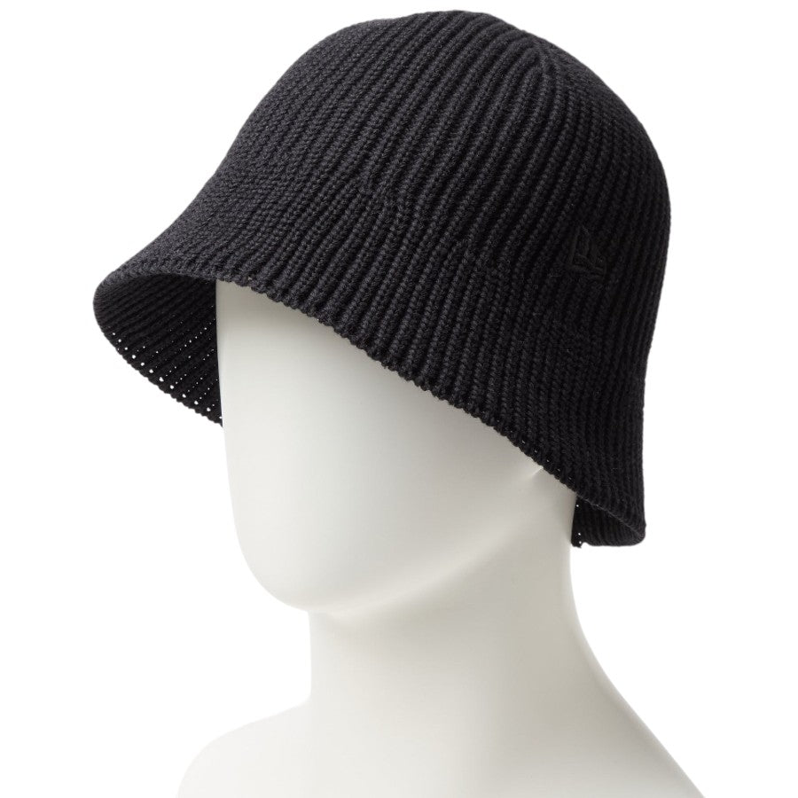 ニューエラ ハット 帽子 NEW ERA HAT KNIT BUCKET ニット エクスプローラー セーラーブリム ブラック 14744693 右斜め前 着画