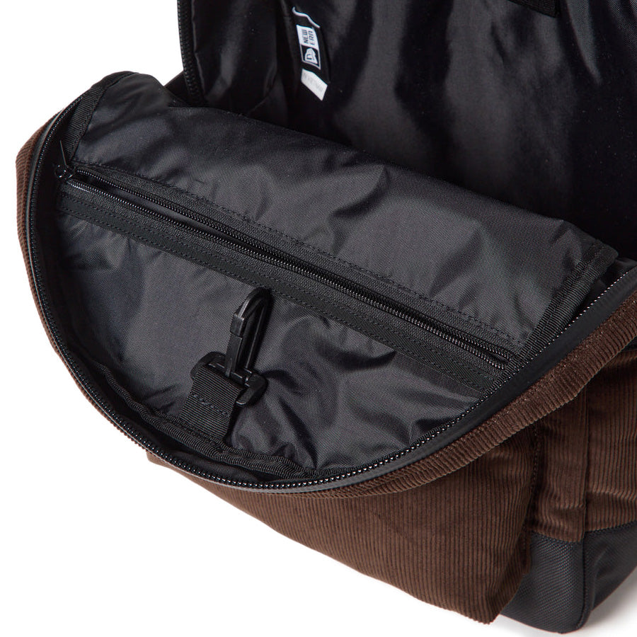 ニューエラ バックパック NEW ERA BAG ライトパック 27L コーデュロイ ウォルナット 15121553 インナーポケット