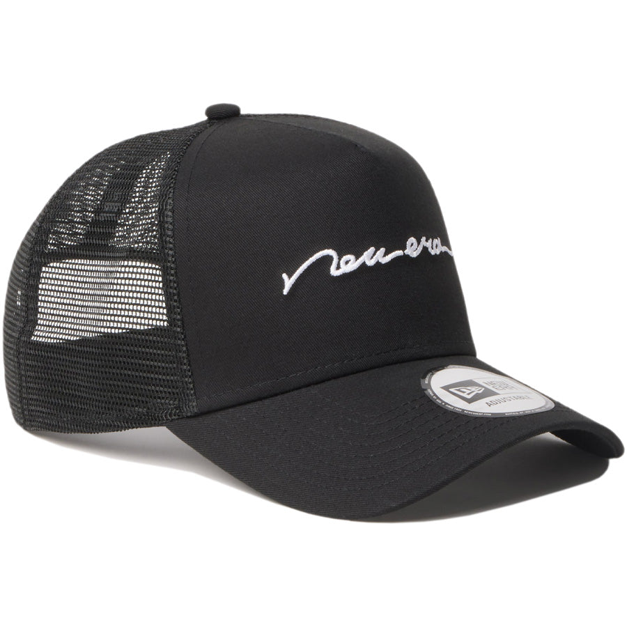 ニューエラ キャップ メッシュキャップ NEW ERA CAP 9FORTY A-Frame トラッカー Handwritten Logo ブラック 14744922 左斜め前