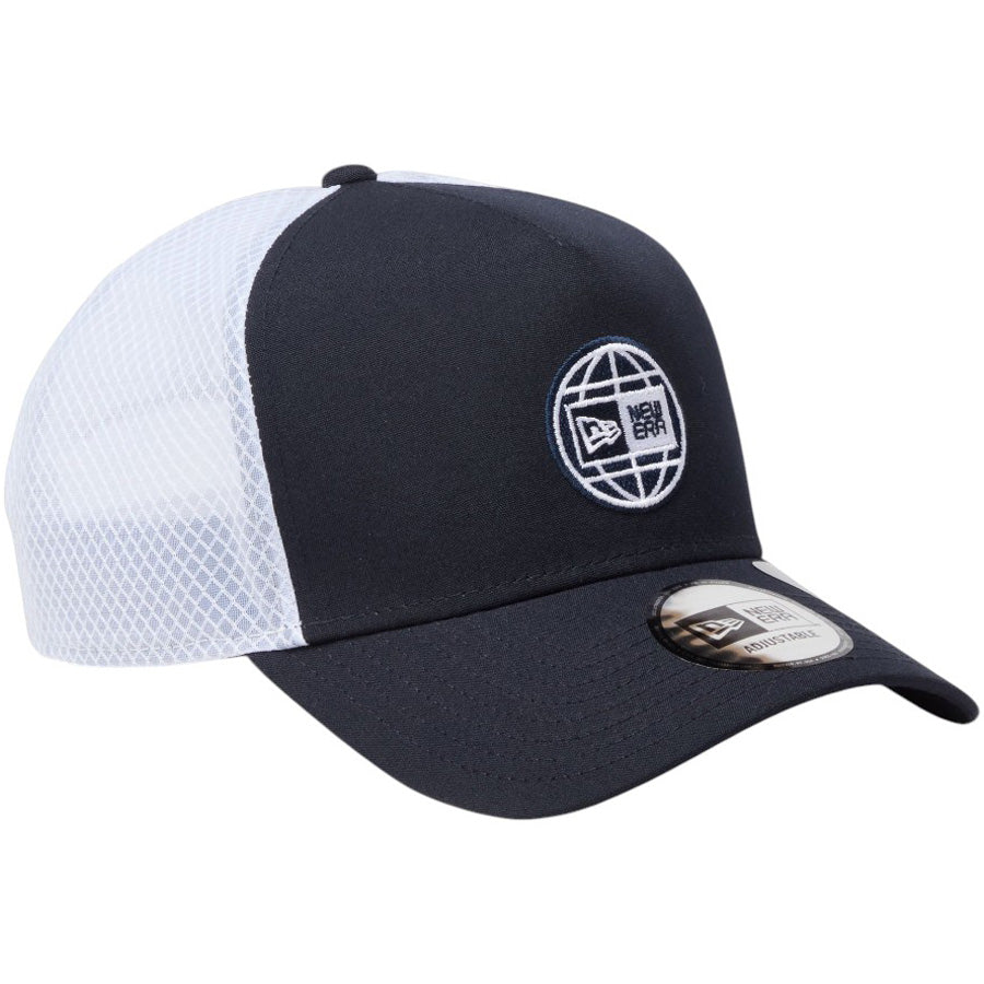 ニューエラ キャップ 帽子 NEW ERA CAP 9FORTY A-Frame トラッカー Repreve® ニュートラッカーメッシュ ボックスロゴ ネイビー 14774374｜アウトドア 左斜め前