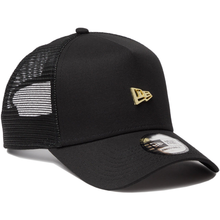 ニューエラ キャップ メッシュキャップ NEW ERA CAP 9FORTY A-Frame トラッカー Metal Flag メタルフラッグ ブラック 14744911 左斜め前