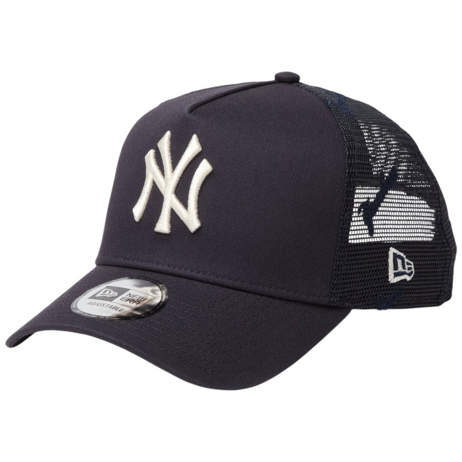 ニューエラ キャップ メッシュキャップ NEW ERA CAP 9FORTY A-Frame トラッカー ニューヨーク ヤンキース MLB Embroidered Mesh ネイビー 14744897 右斜め前