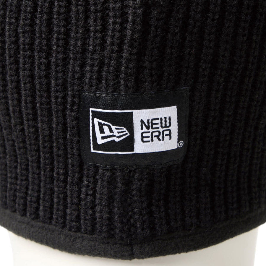 ニット イヤーウォーマー リブ ボックスロゴ ブラック