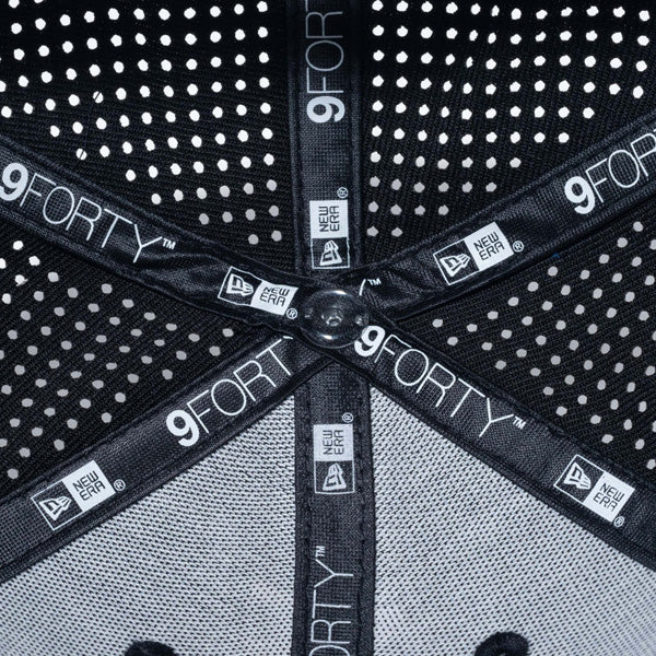 【ゴルフ】9FORTY Laser Perforated Vertical Logo ブラック