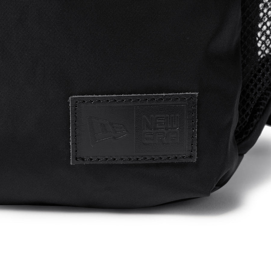 スリングボディバッグ 12L ナイロンツイル ブラック