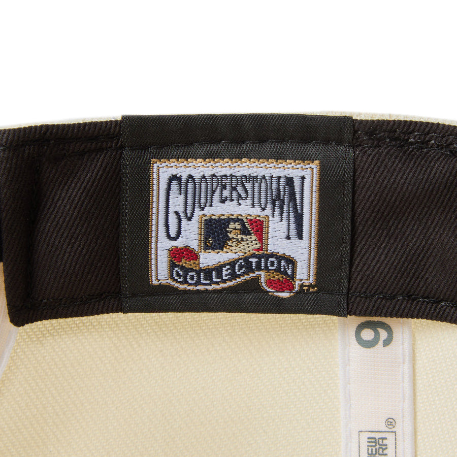 9FORTY MLB 2-Tone ニューヨーク・ヤンキース クーパーズタウン ワインコルク ネイビーバイザー