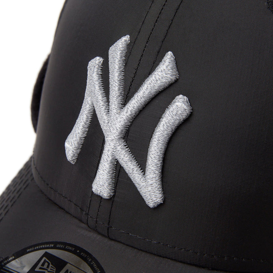 NEW ERA フリップダウン ニューヨーク・ヤンキース ブラック キャップ LP 59FIFTY ニューヨーク・ヤンキース ブラック × ブラック