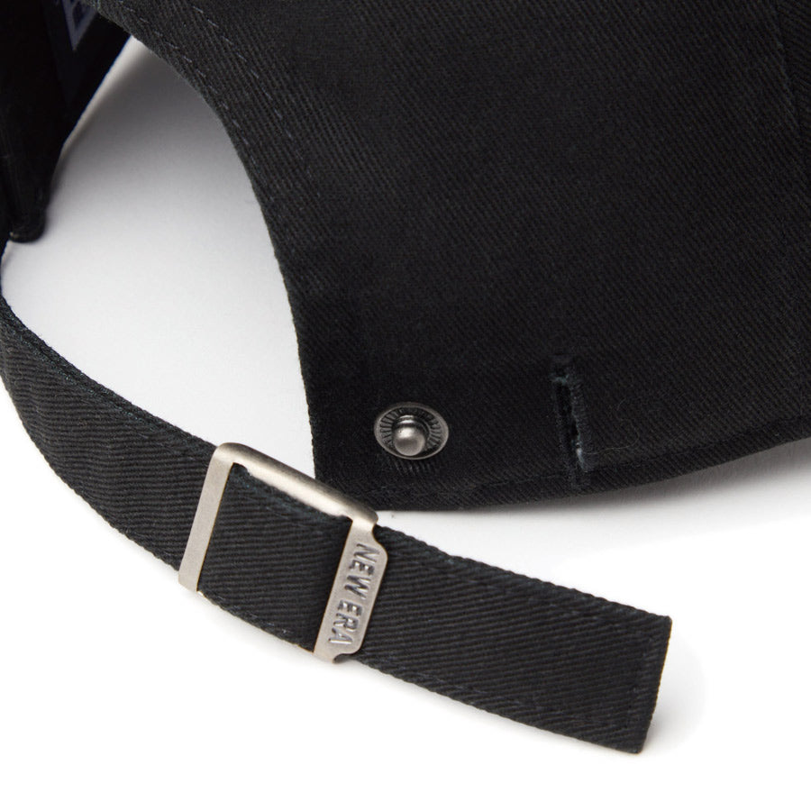 カジュアルクラシック リニアロゴ ブラック/ホワイト