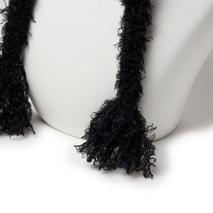 スクエアニット シャギー フラップ ブラック