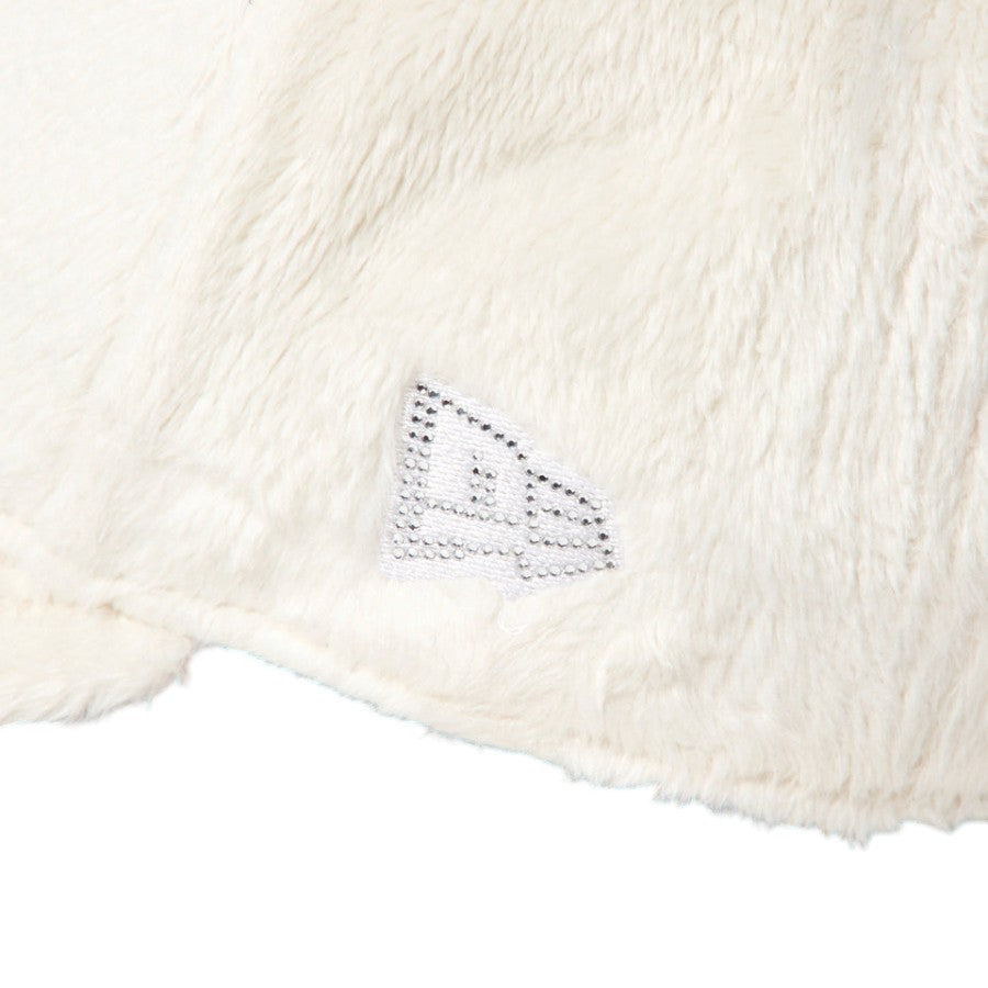 9FORTY A-Frame Micro Fur ラインストーン NEW ERA ロゴ ホワイト