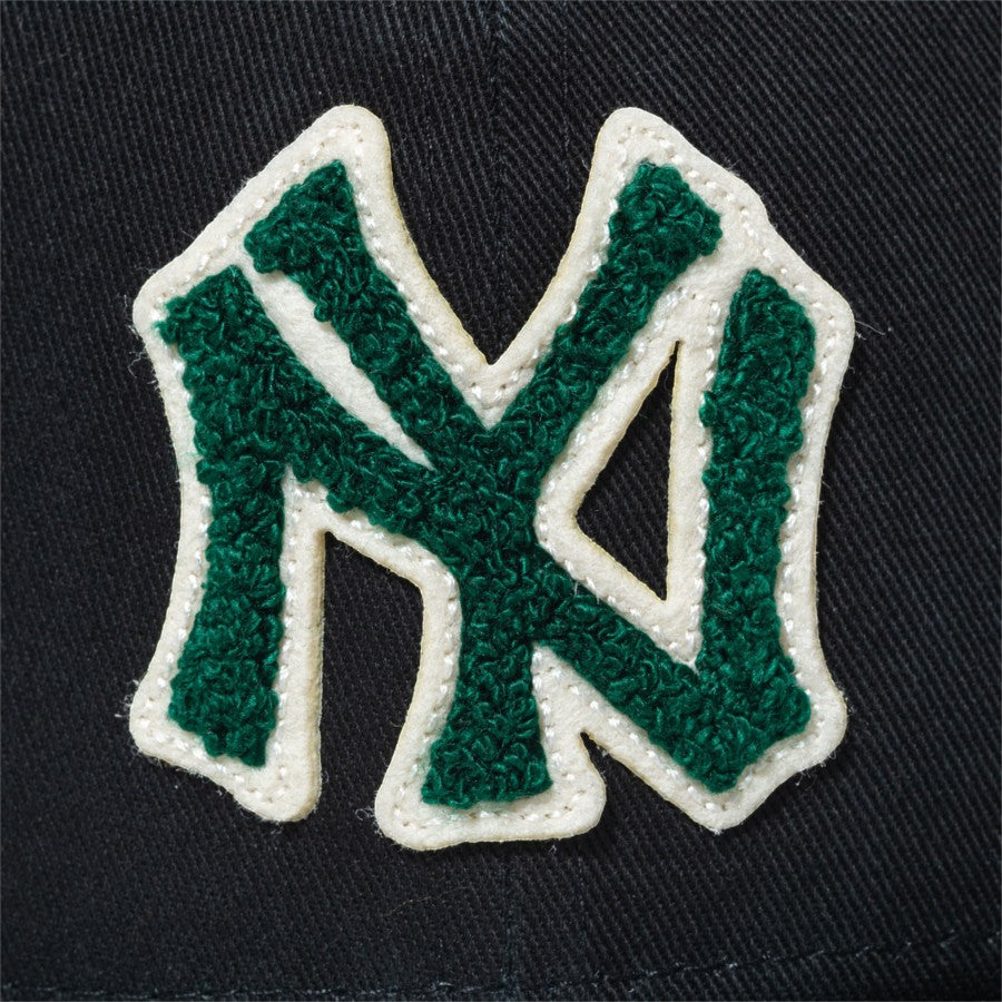 59FIFTY Chenille Patch ニューヨーク・ヤンキース ブラック