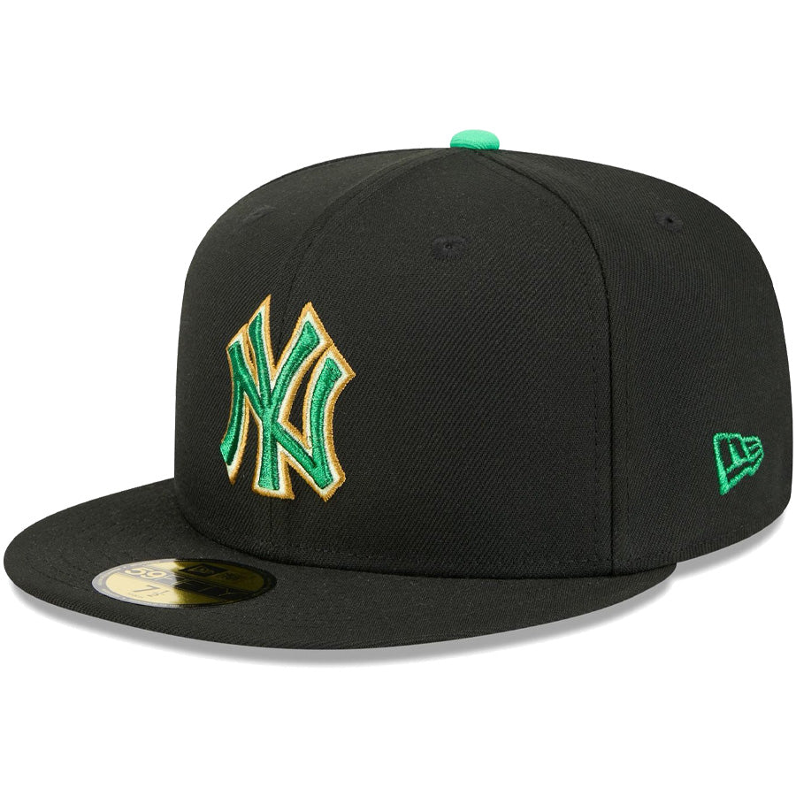 ニューエラ キャップ NEW ERA 59FIFTY MLB St. Patrick's Day ニューヨーク・ヤンキース ブラック 14865038 右斜め