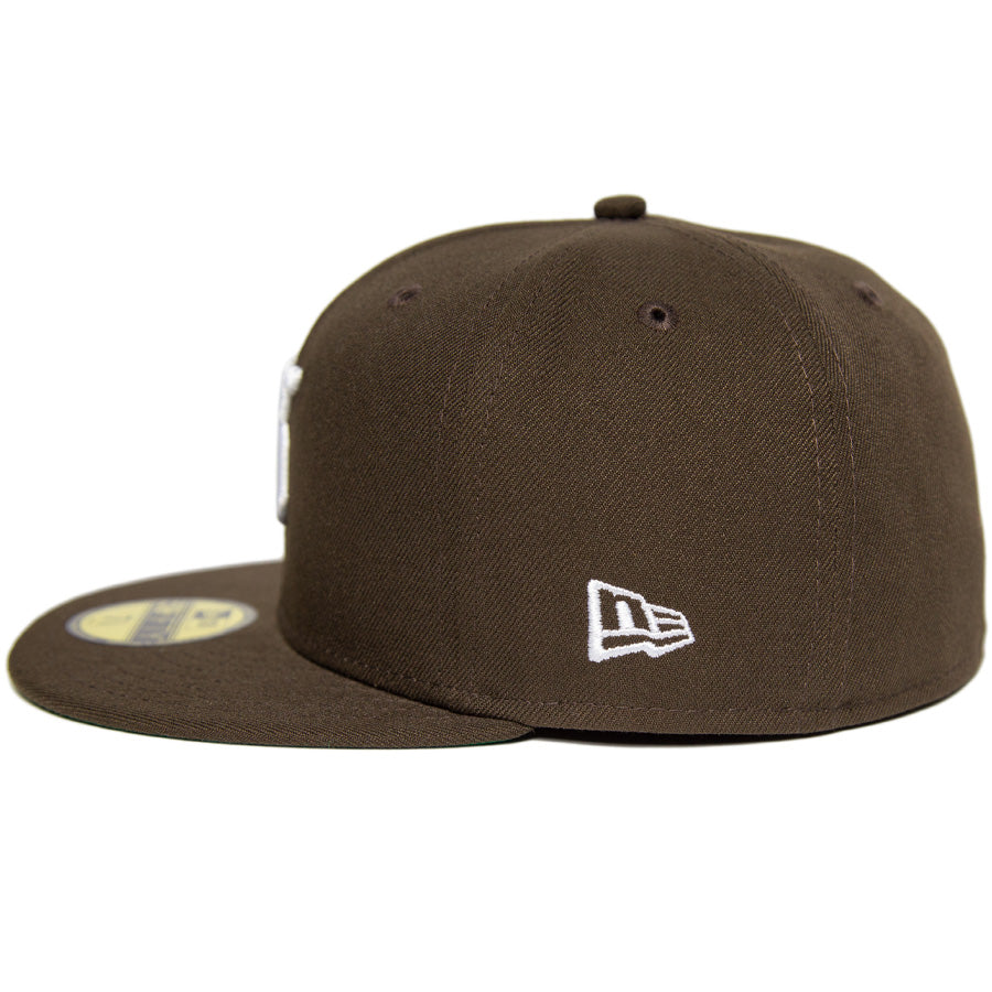 KINGS 別注 59FIFTY ANTIQUE K ウォルナット ホワイト ケリーアンダーバイザー