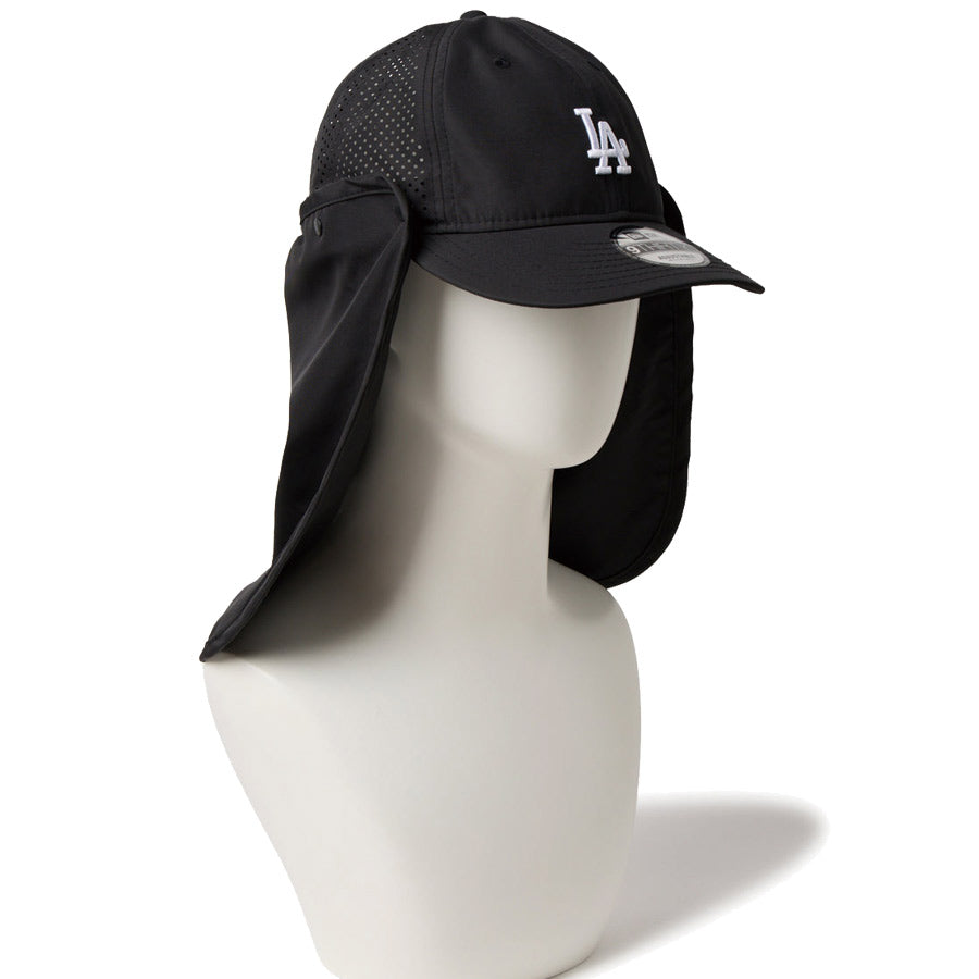 NEW ERA 9THIRTY Pro Light ロサンゼルス ドジャース アウトドア ブラック 斜め左