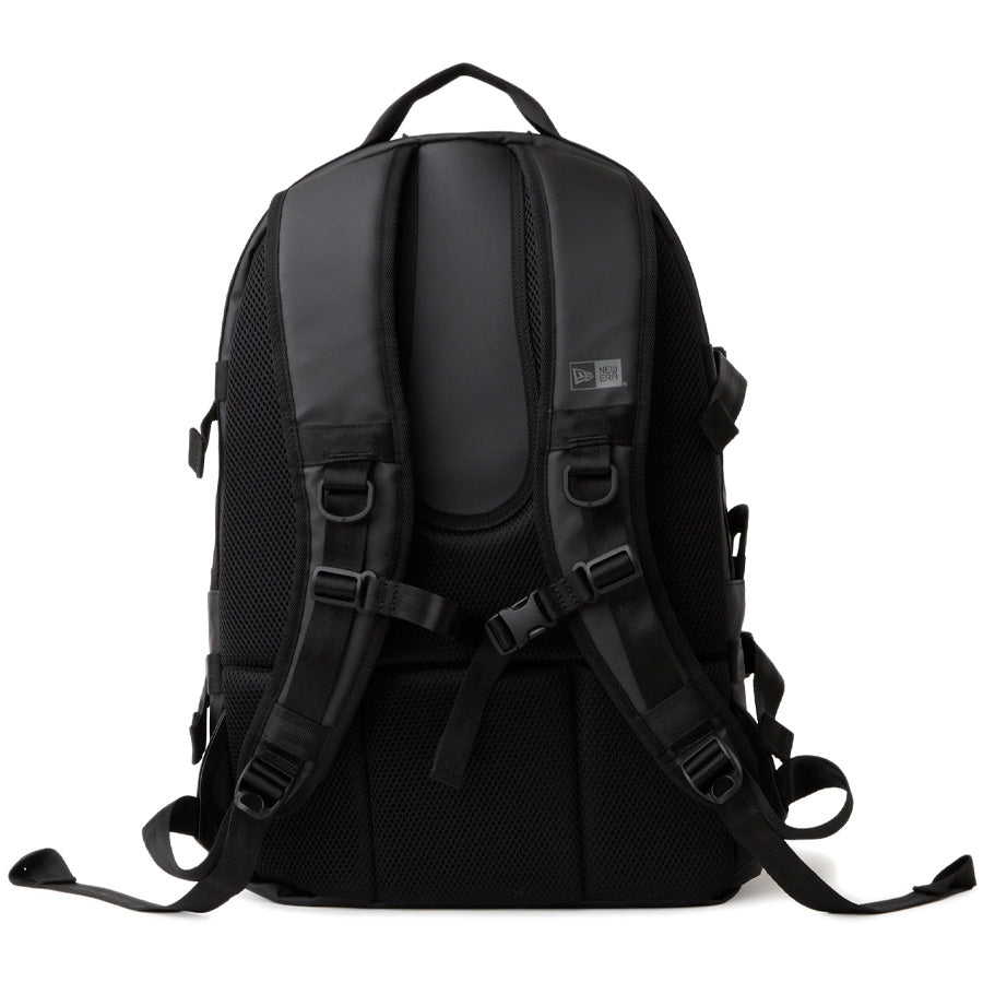 ニューエラ NEW ERA キャリアパック 35L シンセティックレザー ブラック 14750920 背面