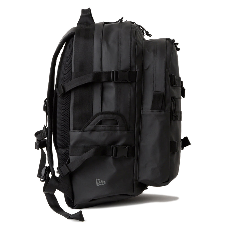 ニューエラ NEW ERA キャリアパック 35L シンセティックレザー ブラック 14750920 右サイド