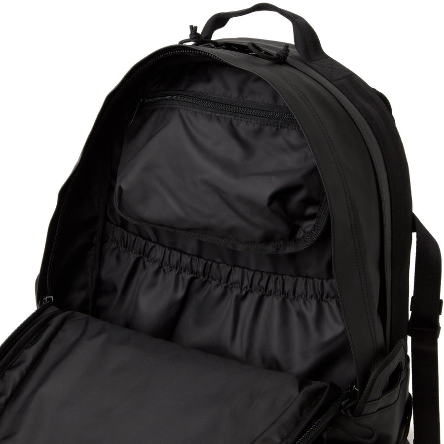 ニューエラ バッグ リュック NEW ERA キャリアパック 35L ブラック – KINGS