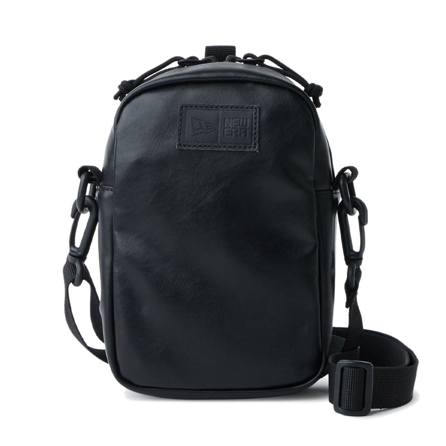 ニューエラ NEW ERA ショルダーポーチ 1.7L シンセティックレザー ブラック 14750857 正面