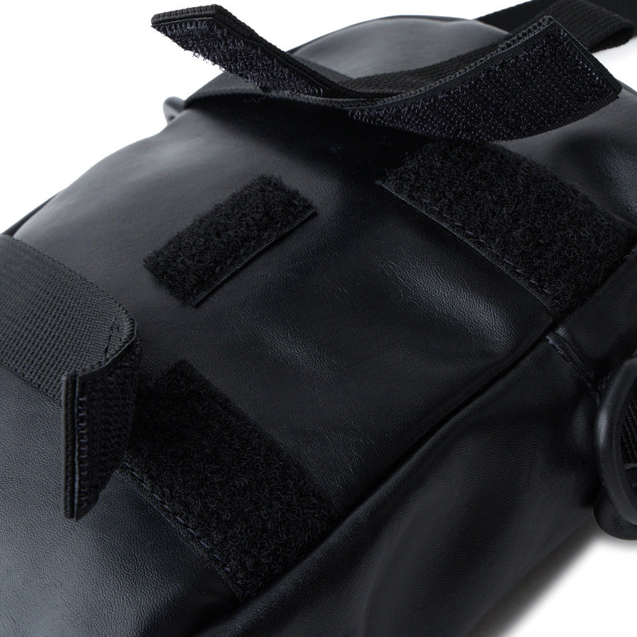 ニューエラ バッグ NEW ERA ショルダーポーチ 1.7L シンセティック